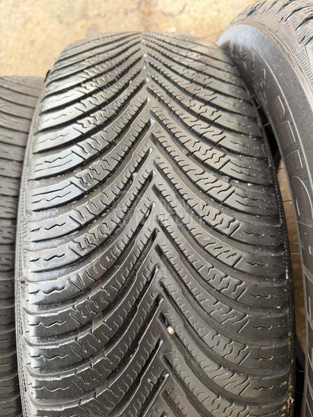 Michelin 215/65 R17 Zimska