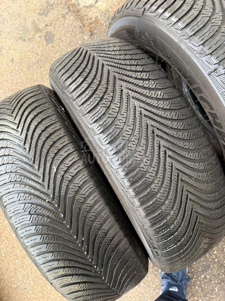 Michelin 215/65 R17 Zimska