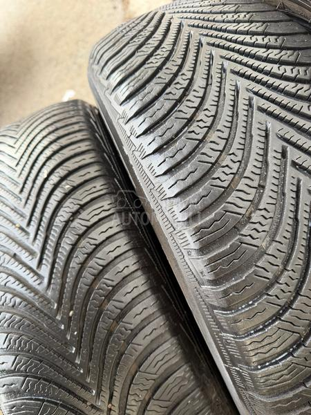 Michelin 215/65 R17 Zimska