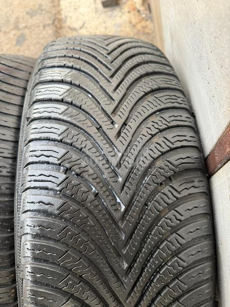 Michelin 215/65 R17 Zimska