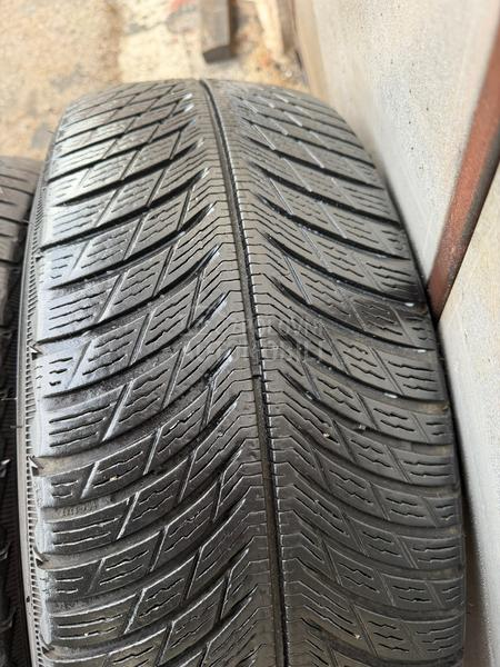 Michelin 235/60 R18 Zimska