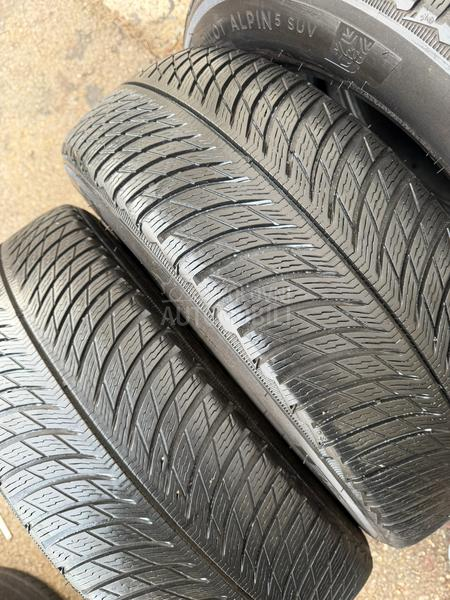 Michelin 235/60 R18 Zimska