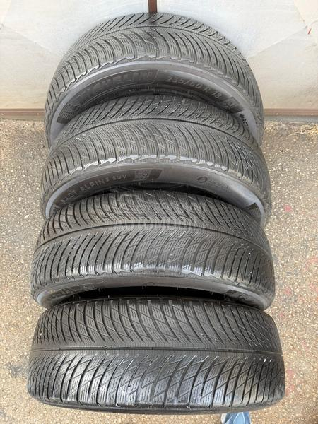 Michelin 235/60 R18 Zimska