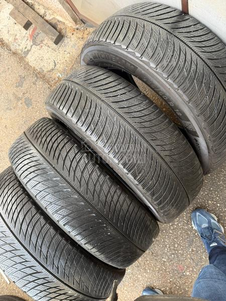 Michelin 235/60 R18 Zimska