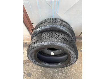 Vredestein 215/60 R16 Zimska