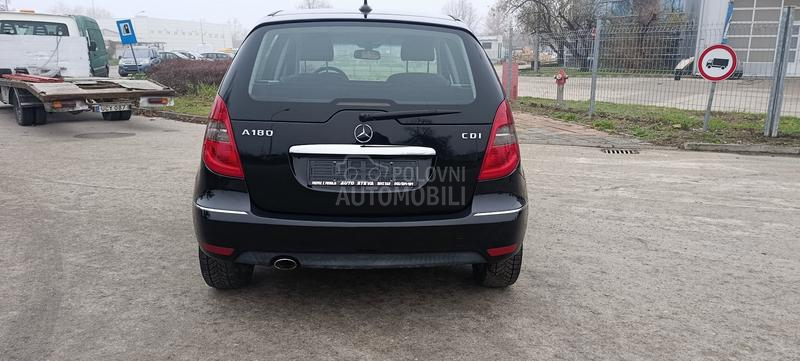 Mercedes Benz A 180 AVANTGARDE