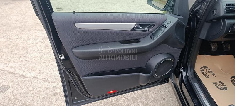 Mercedes Benz A 180 AVANTGARDE