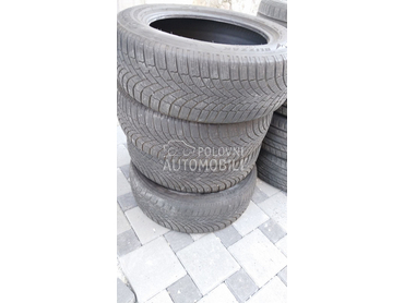 Bridgestone 205/60 R16 Zimska