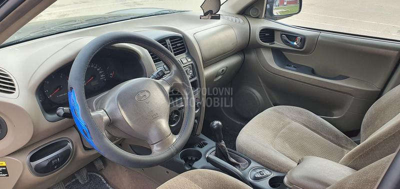 Hyundai Santa Fe O C U V A N