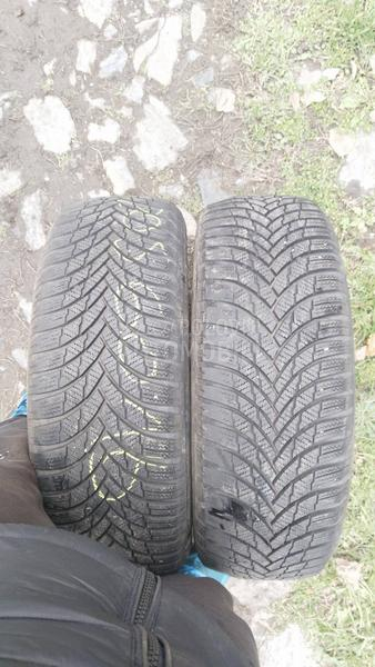 Ostalo 205/60 R16 Zimska