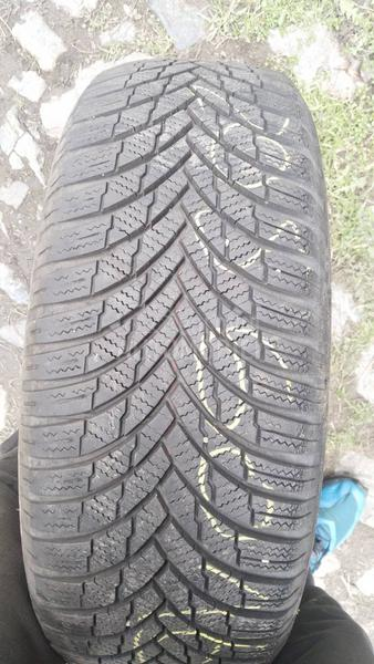 Ostalo 205/60 R16 Zimska