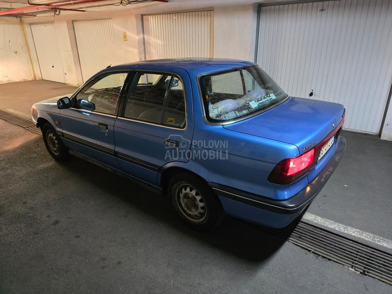 Mitsubishi Lancer 1.5 GLX