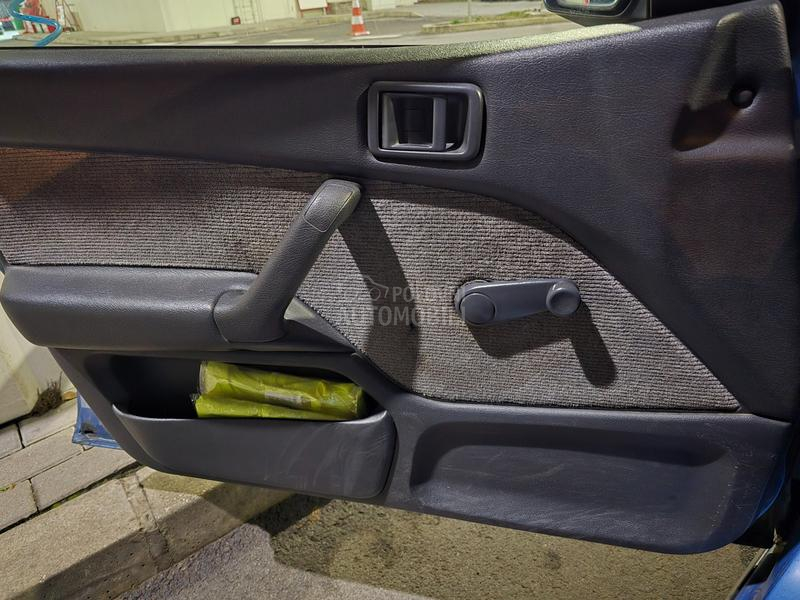 Mitsubishi Lancer 1.5 GLX