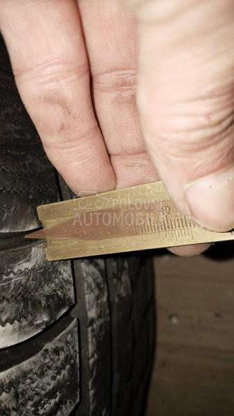 Hankook 225/55 R16 Zimska