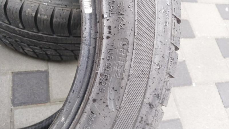 Hankook 225/55 R16 Zimska