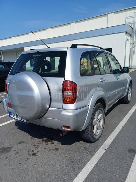 Toyota RAV 4 2.0 vvti