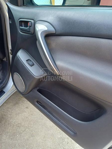 Toyota RAV 4 2.0 vvti