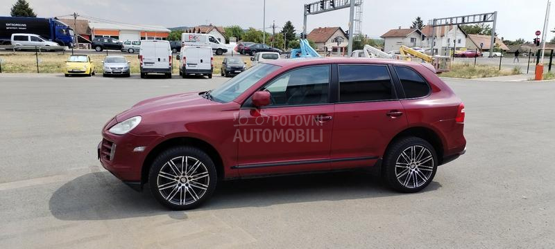 Porsche Cayenne 