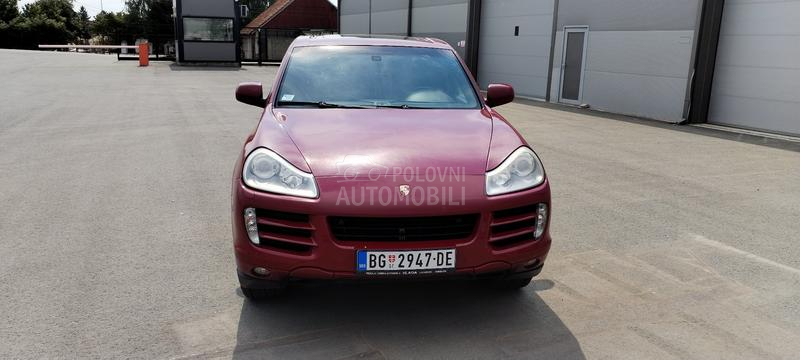 Porsche Cayenne 