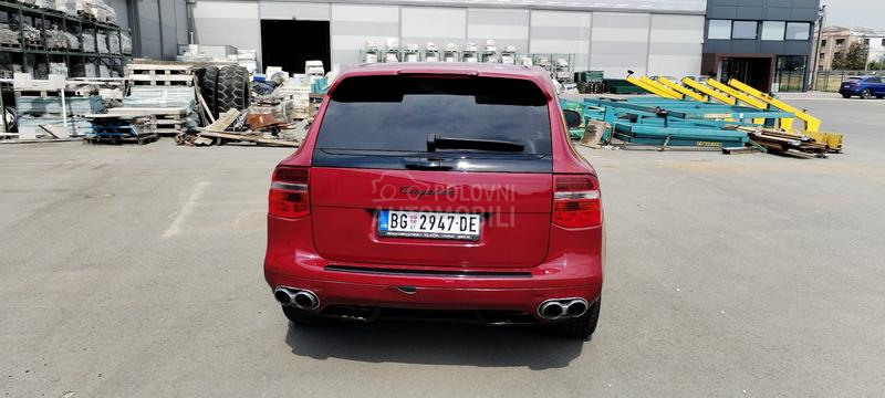 Porsche Cayenne 