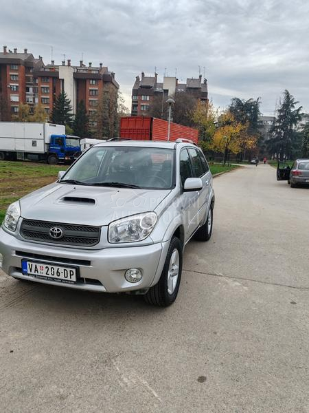 Toyota RAV 4 2.0 d4d