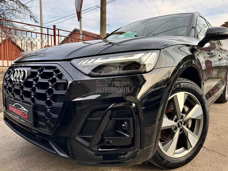 Audi Q5 S line quattro BLACK