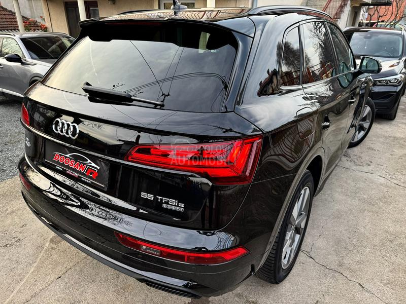 Audi Q5 S line quattro BLACK