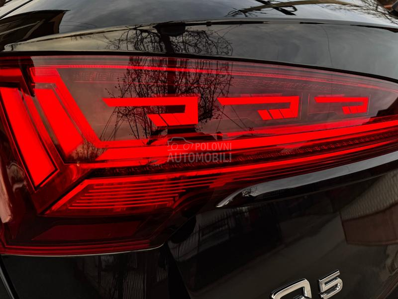 Audi Q5 S line quattro BLACK