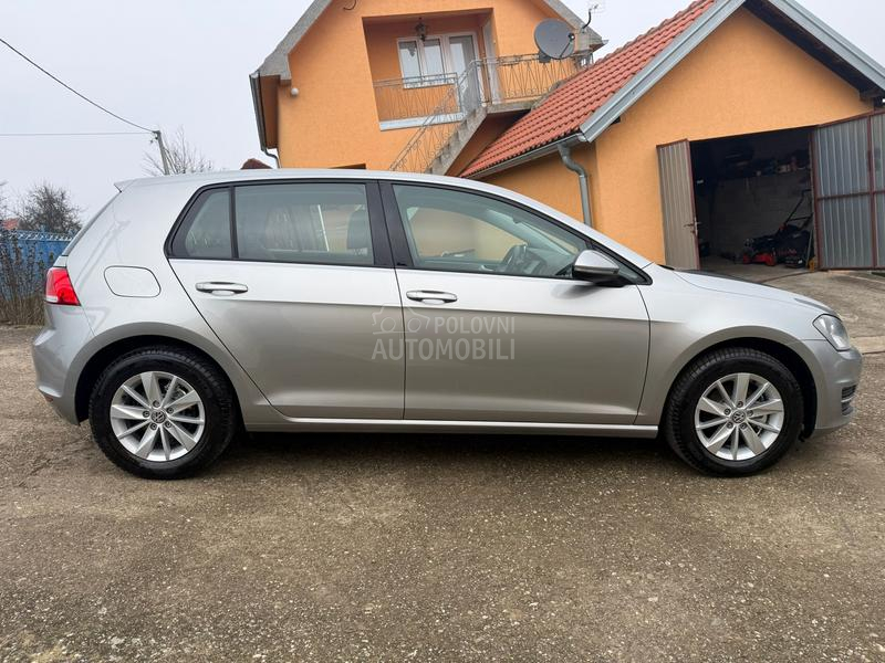 Volkswagen Golf 7 1.2 Tsi BuleMotion