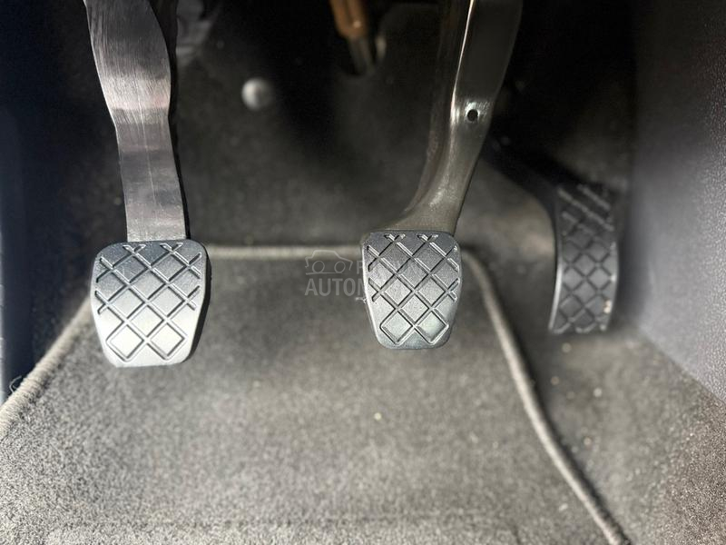 Volkswagen Golf 7 1.2 Tsi BuleMotion