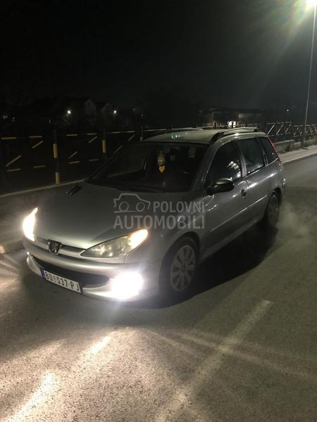 Peugeot 206 plus 