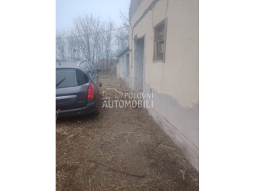 vozilo u delovima za Peugeot 308