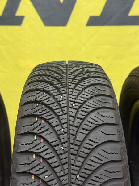 Goodyear 165/65 R15 Zimska