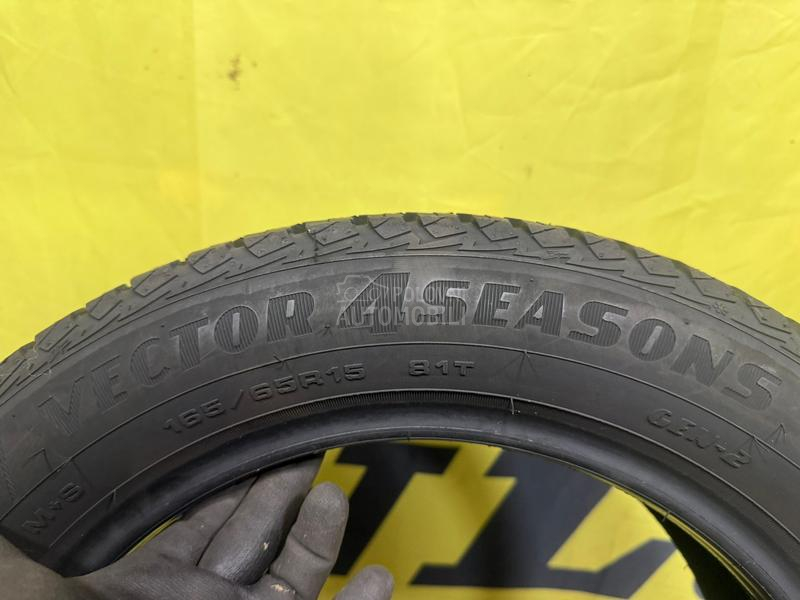 Goodyear 165/65 R15 Zimska