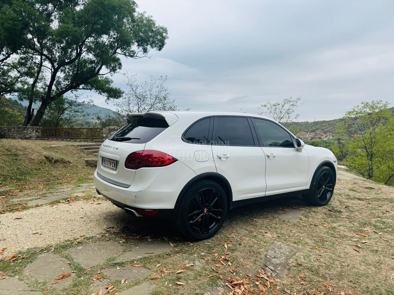 Porsche Cayenne 