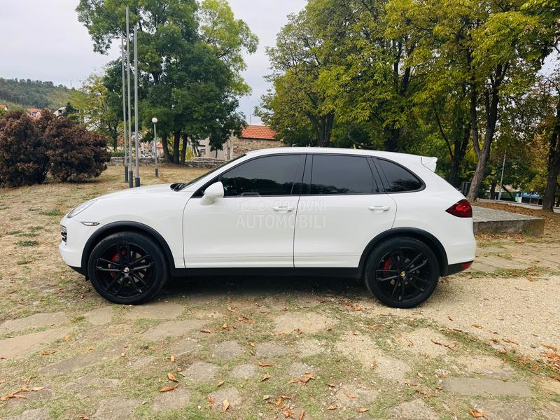 Porsche Cayenne 