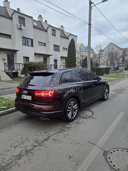 Audi SQ7 