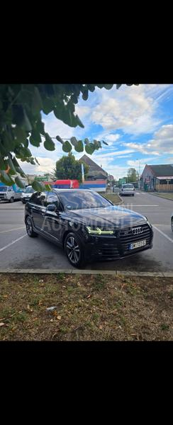 Audi SQ7 