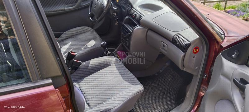 Opel Astra F 16v