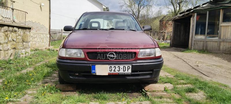 Opel Astra F 16v
