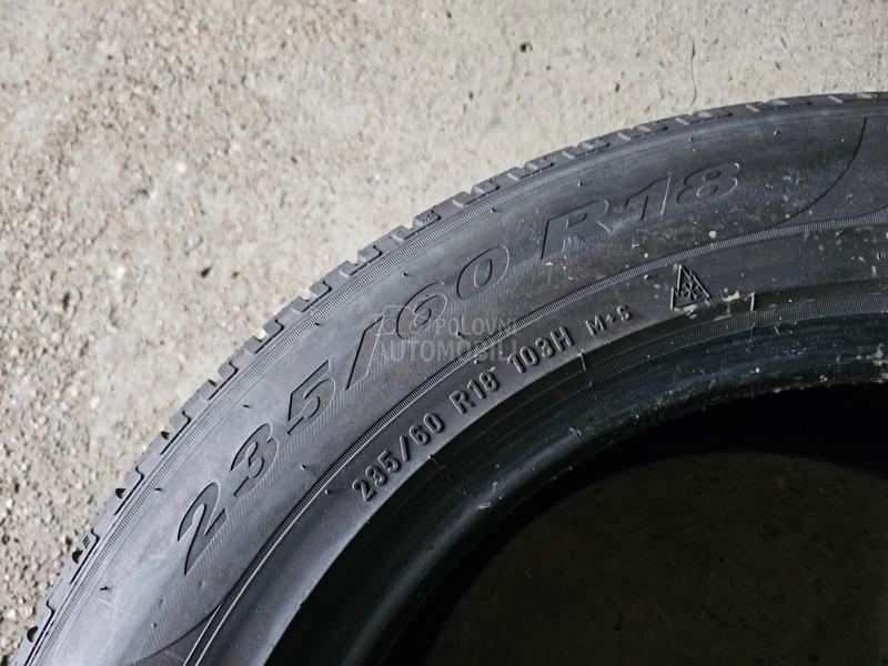 Pirelli 235/60 R18 Zimska