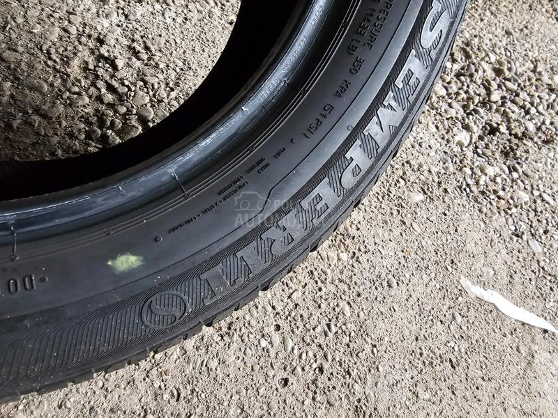 Semperit 215/55 R16 Zimska