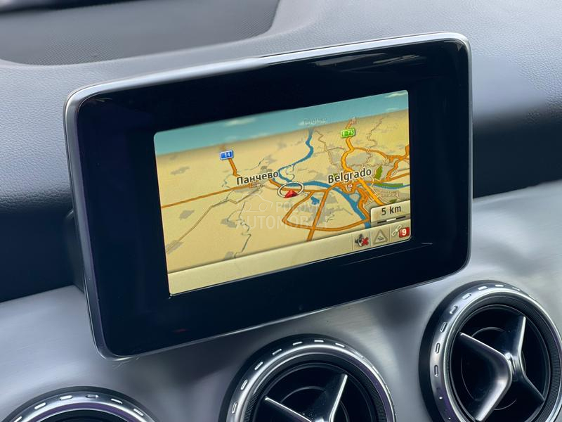 Mercedes Benz GLA 200 A M G  F U L L