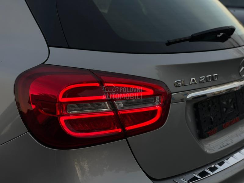 Mercedes Benz GLA 200 A M G  F U L L