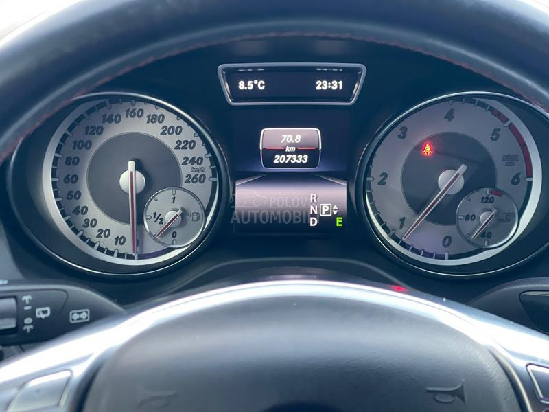 Mercedes Benz GLA 200 A M G  F U L L