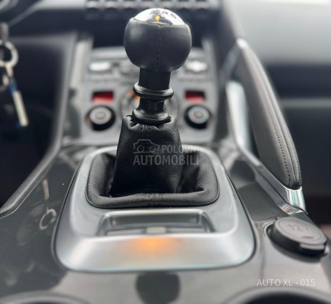 Peugeot 3008 2.0 HDI // ALLURE