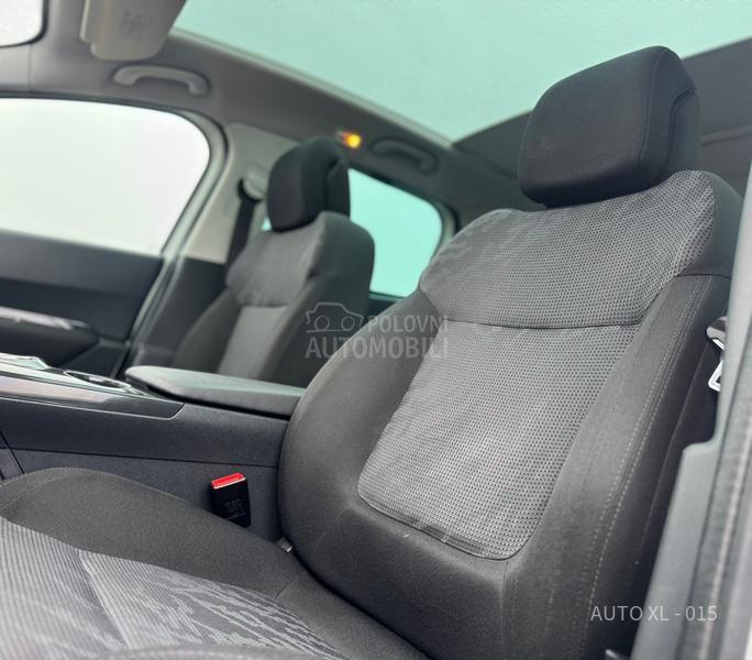 Peugeot 3008 2.0 HDI // ALLURE