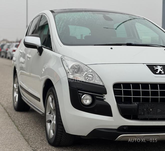 Peugeot 3008 2.0 HDI // ALLURE