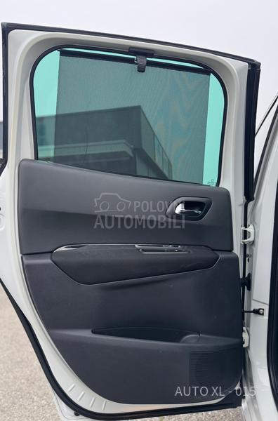 Peugeot 3008 2.0 HDI // ALLURE