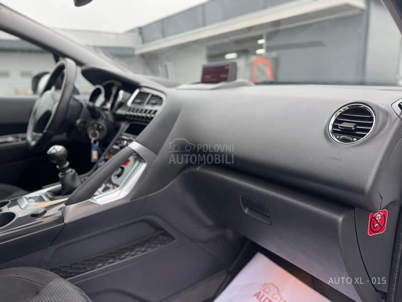 Peugeot 3008 2.0 HDI // ALLURE